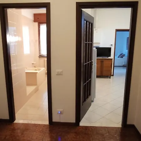 דירה Gaudi Cornegliano Laudense