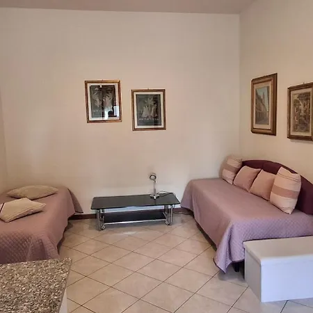Gaudi Appartement Cornegliano Laudense